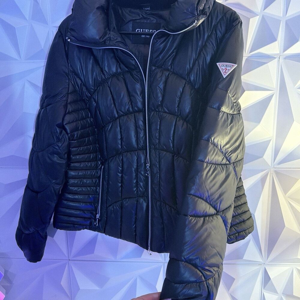 GUESS Women's Black Hooded Puffer Jacket Full Zip Logo Accent Size XL - Picture 3 of 6